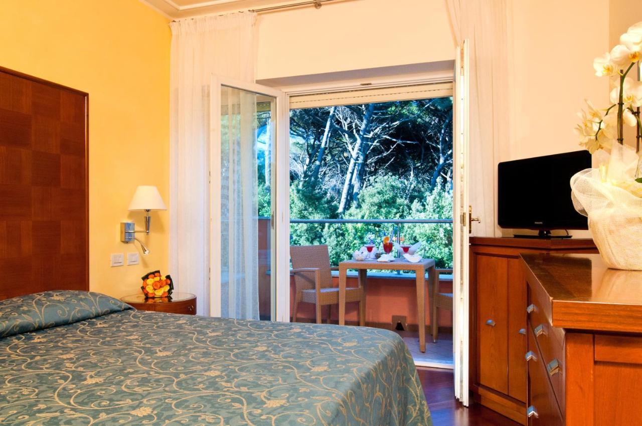 Versilia Palace Hotel Marina di Pietrasanta Bagian luar foto