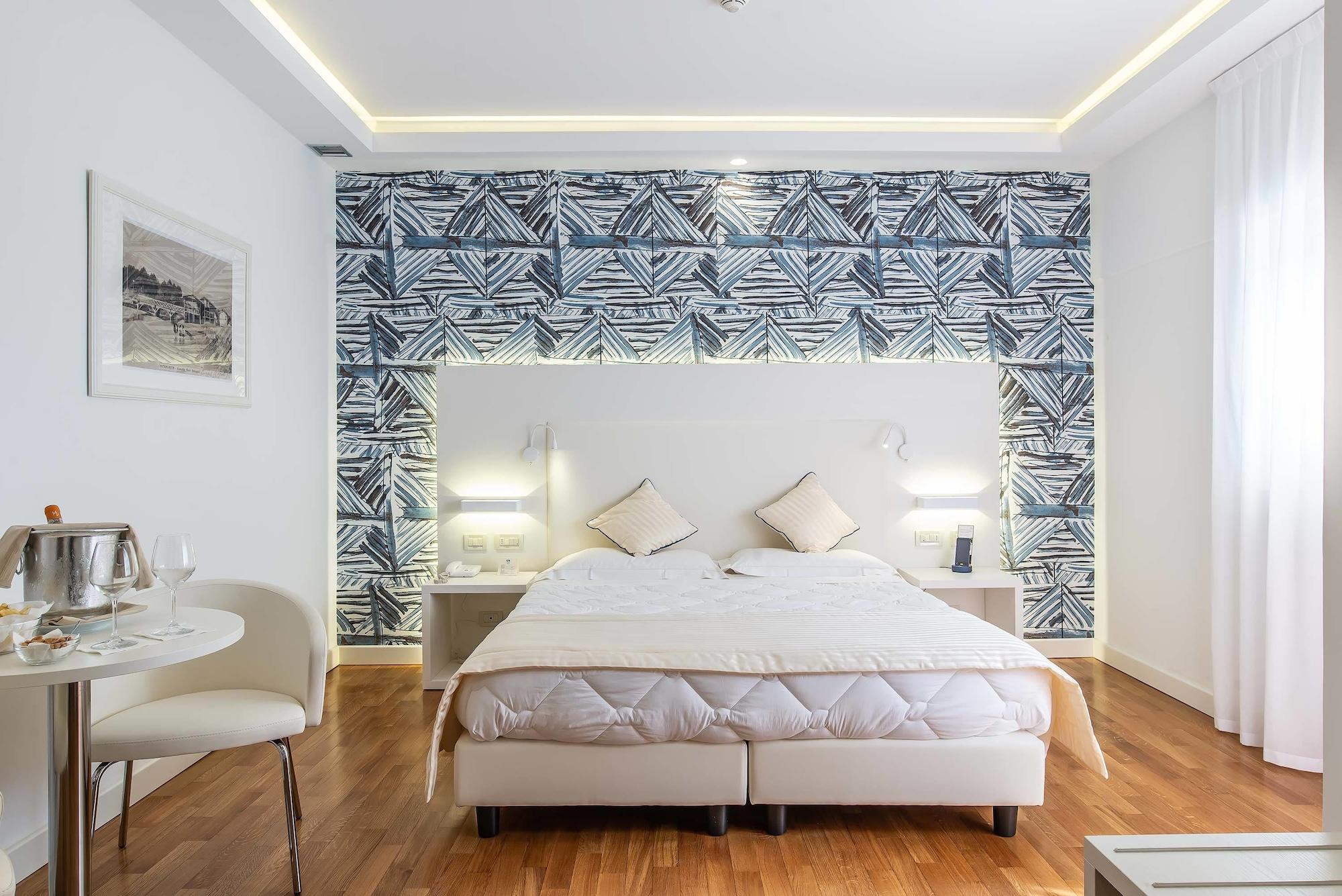 Versilia Palace Hotel Marina di Pietrasanta Bagian luar foto