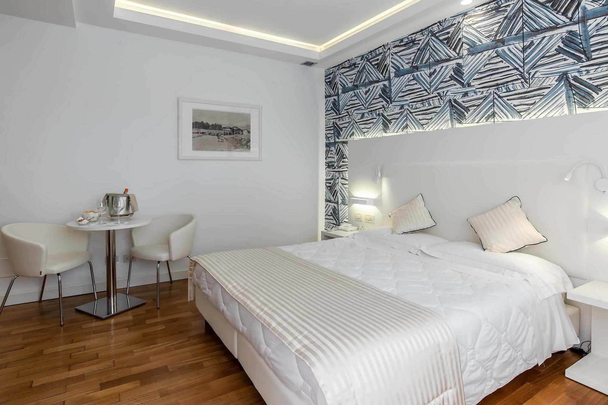 Versilia Palace Hotel Marina di Pietrasanta Bagian luar foto