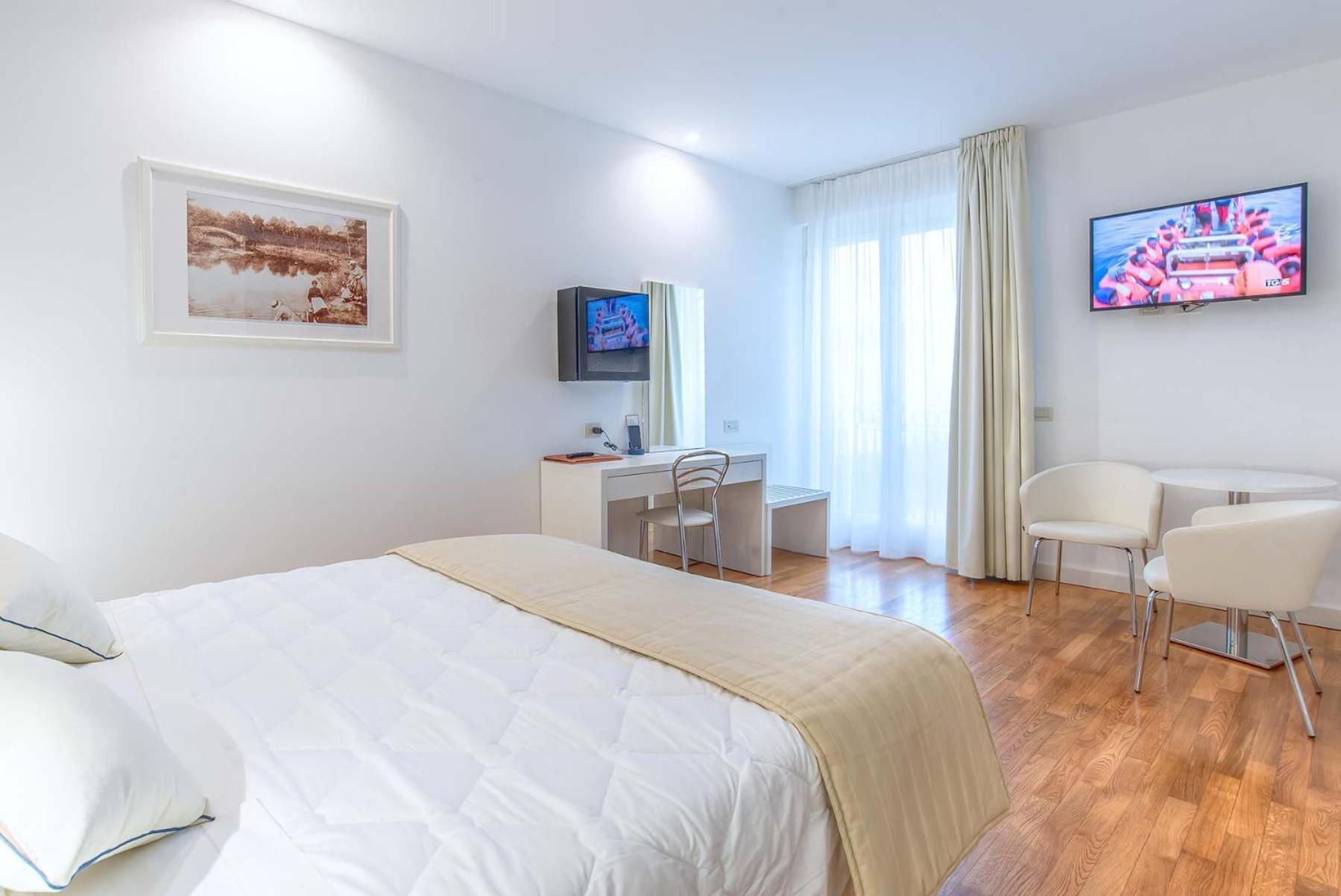 Versilia Palace Hotel Marina di Pietrasanta Bagian luar foto