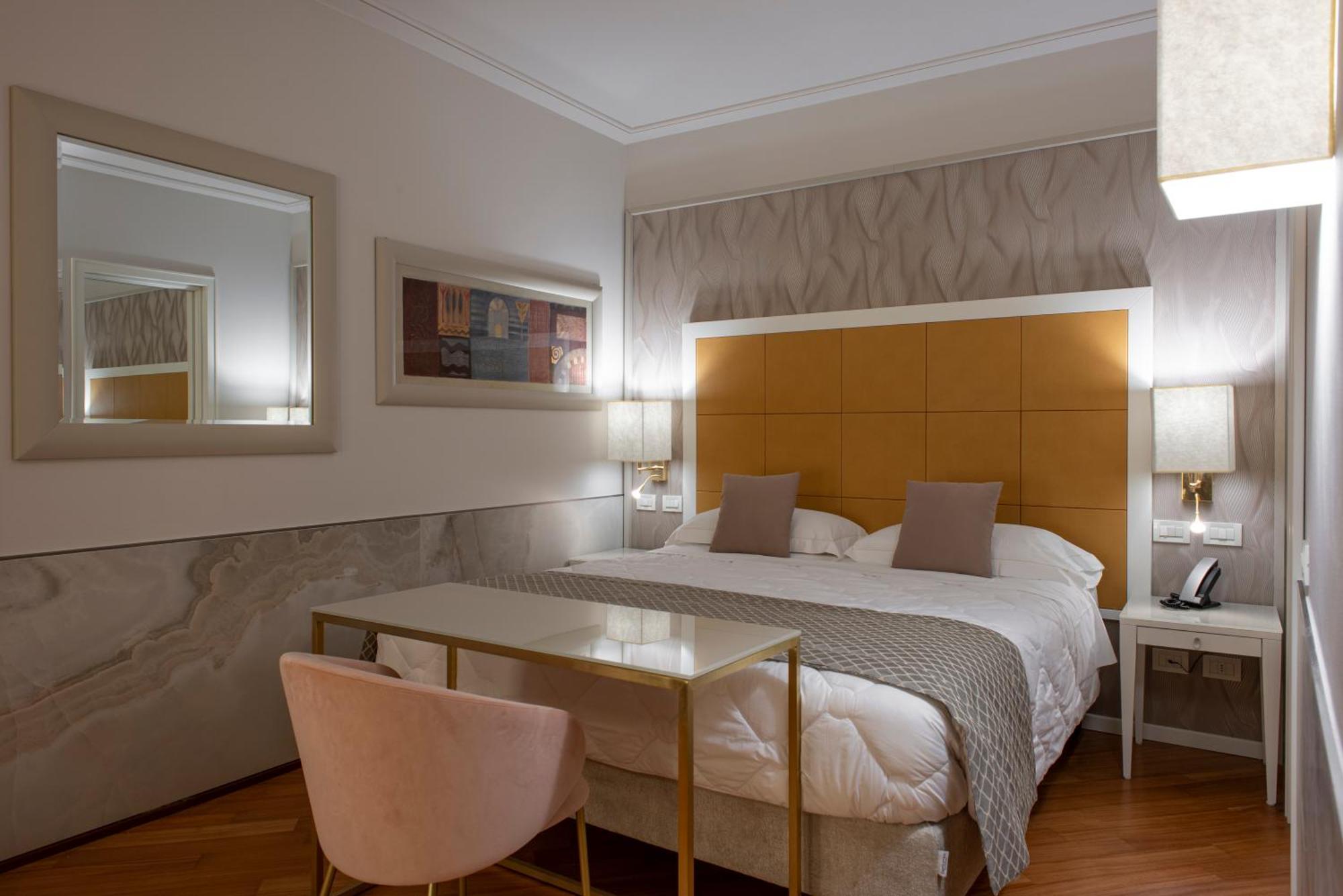 Versilia Palace Hotel Marina di Pietrasanta Bagian luar foto